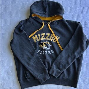 Gray Missouri Tigers hoodie size Large